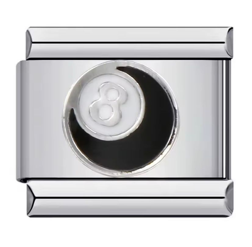 Charm 8ball